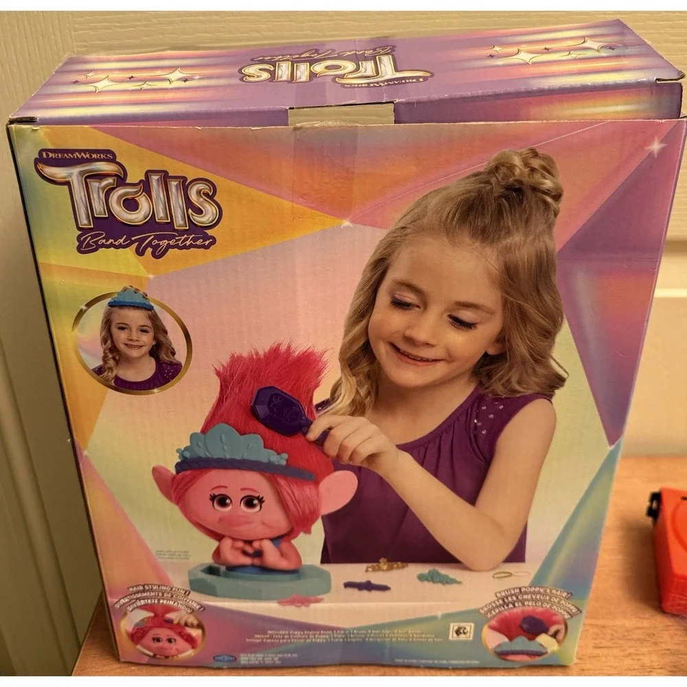 DreamWorks Trolls Band Together Poppy Styling Head - 11 Pieces - Kids‎